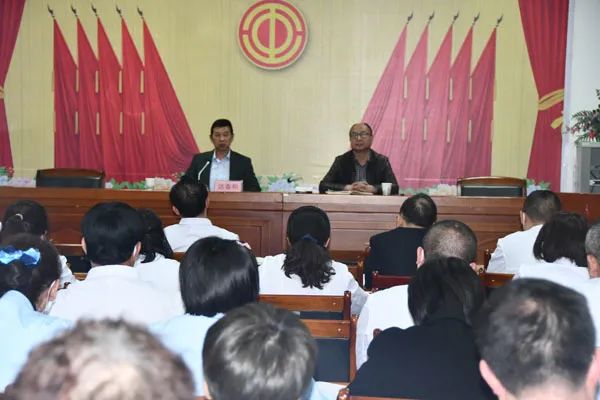 【“三抓三促” 行動(dòng)進(jìn)行時(shí)】達(dá)春和要求樹立新中醫(yī)整體診療理念，發(fā)揮新中醫(yī)在慢病治療中的特色優(yōu)勢(shì)